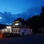 Moos Panzió