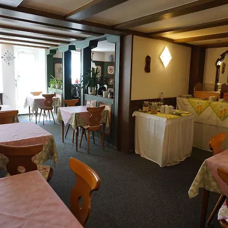 Moos 住宿加早餐酒店 托特莫斯